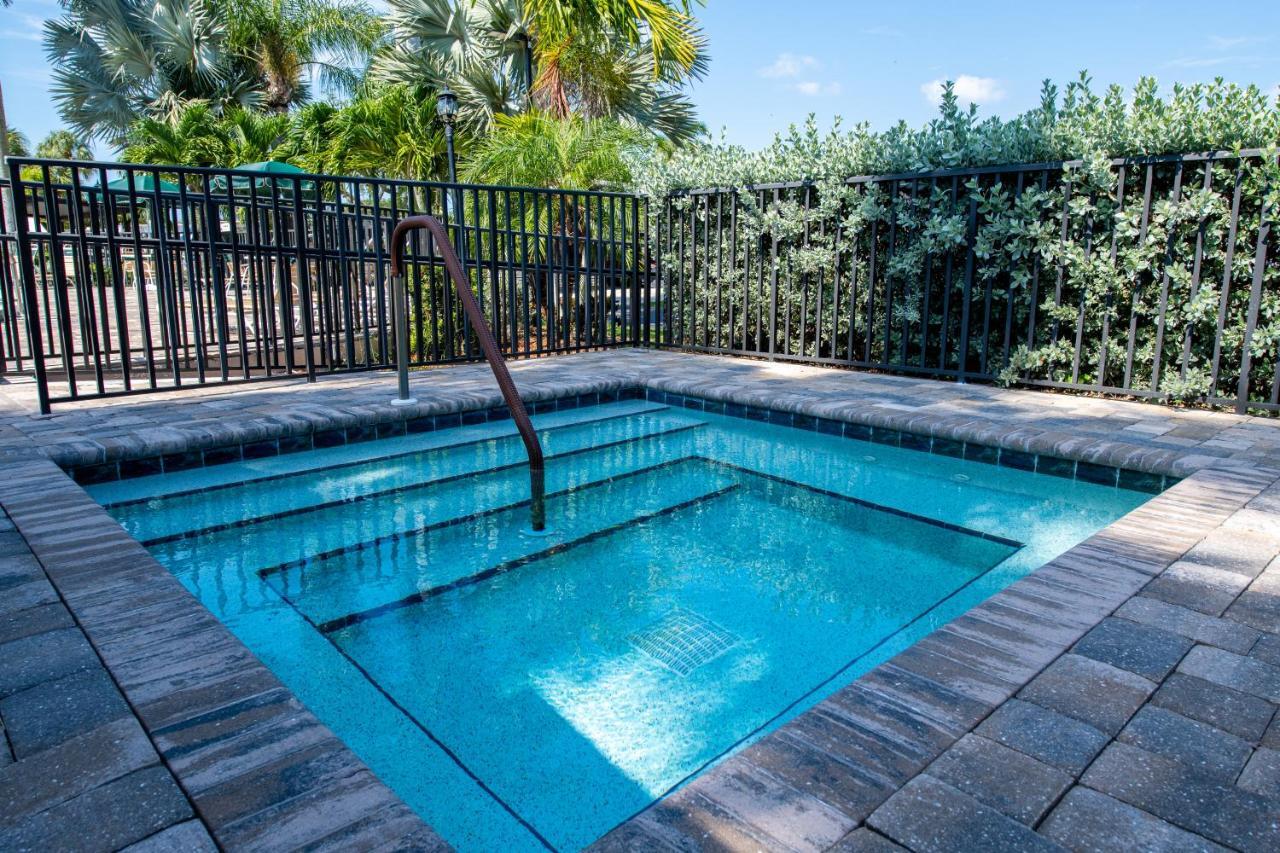 Groves Rv Resort Harlem Heights Εξωτερικό φωτογραφία